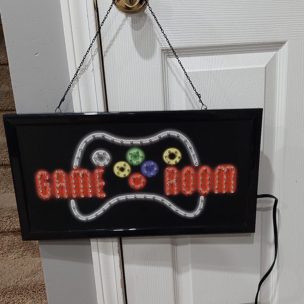 GAME ROOM Game Controller Light Up Flashing LED Sign